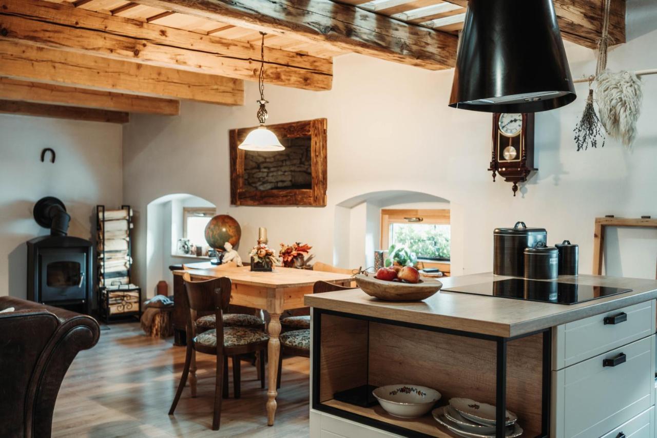 Cakyho Kuria - Mezonetovy Apartman S Krbom A Saunami Смижаны Экстерьер фото